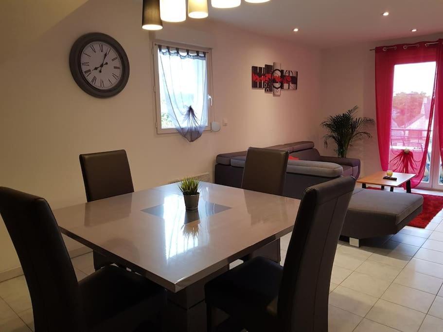 Logement Plein Centre De Plerin A Proximite Des Plages Et Des Commerces Extérieur photo
